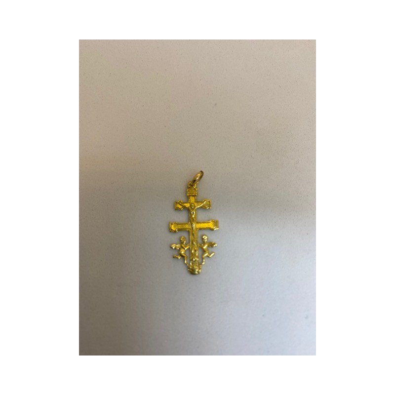 Cruz  de CARAVACA. de oro amarillo de 18 KTS.