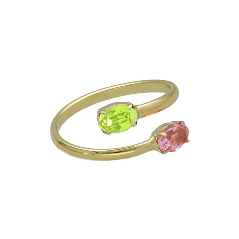 Anillo oval color rosa bañado en oro de Victoria Cruz