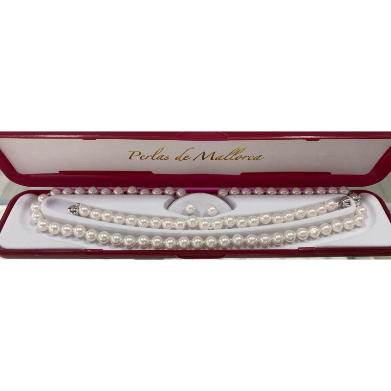 Conjunto de collar, pulsera y pendientes de perla de Mallorca.