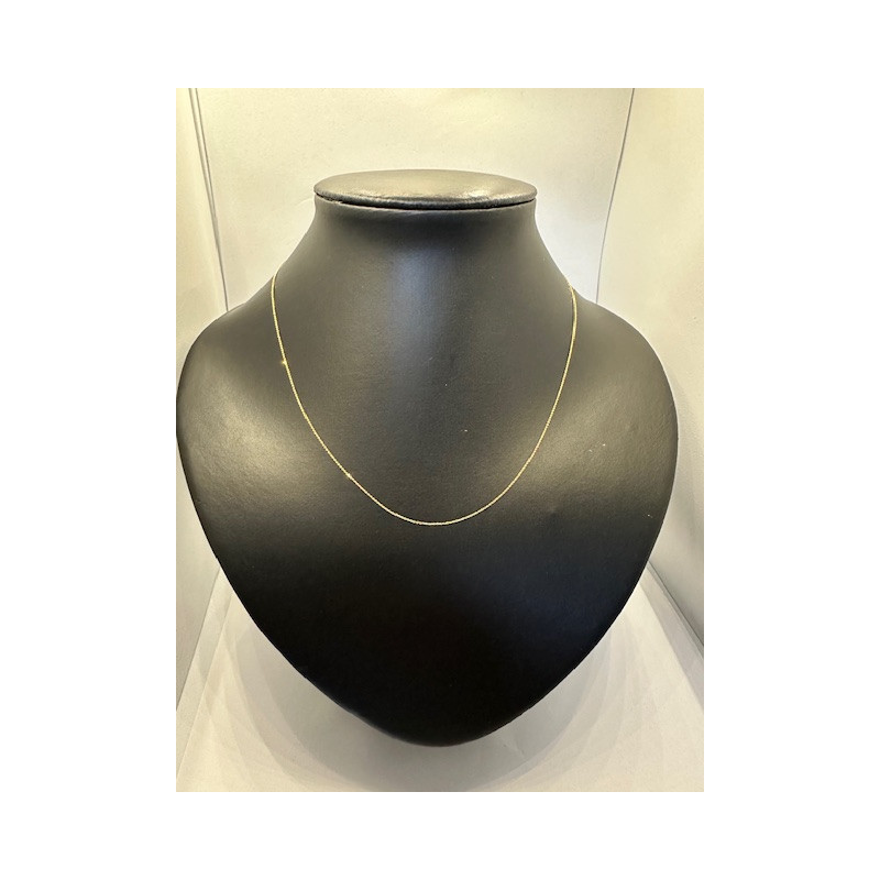 Cadena de ORO 18 KTS amarillo, de 45 cms de largo.