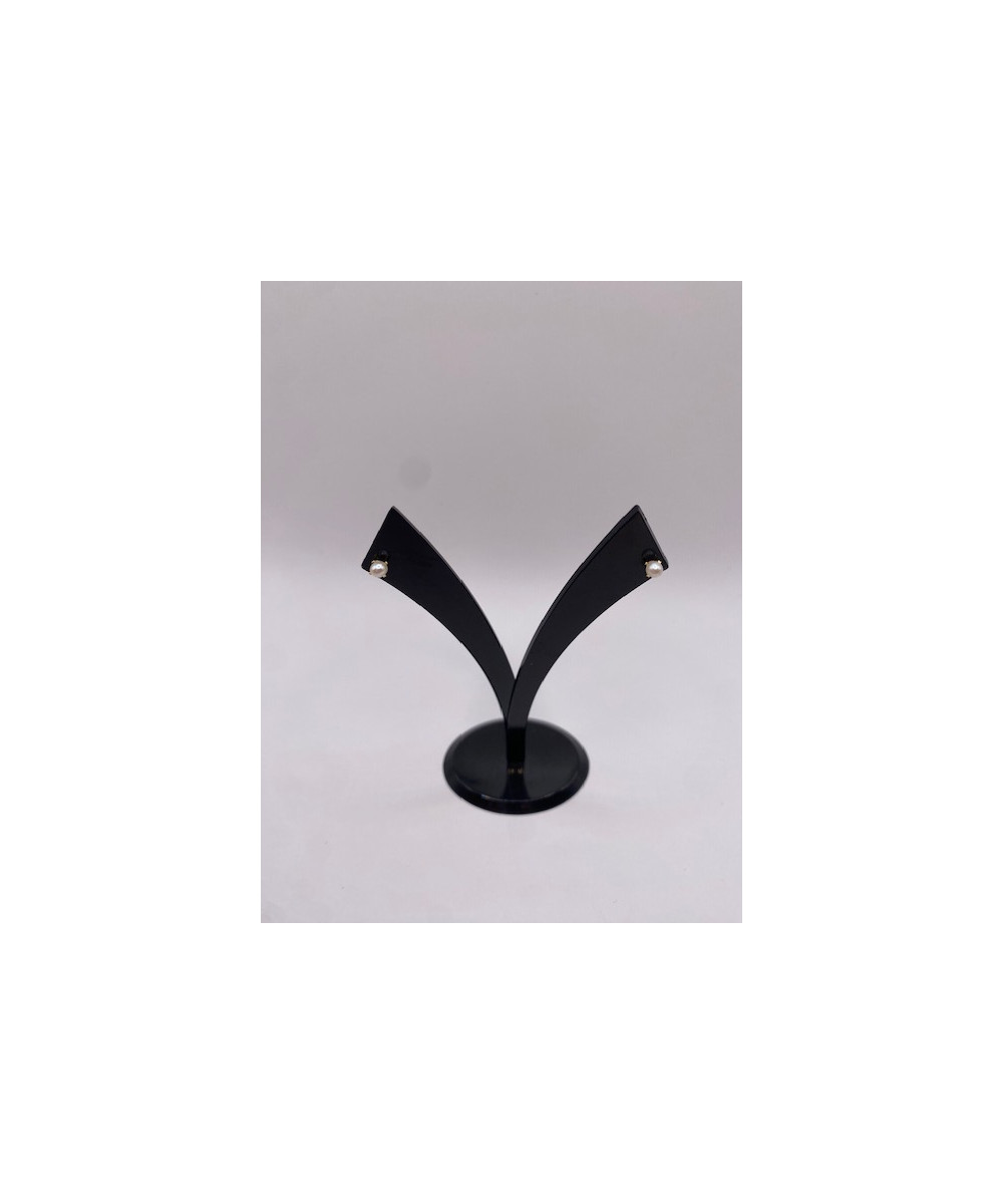 Pendientes de ORO 18 KTS, con perla y cierre a rosca.