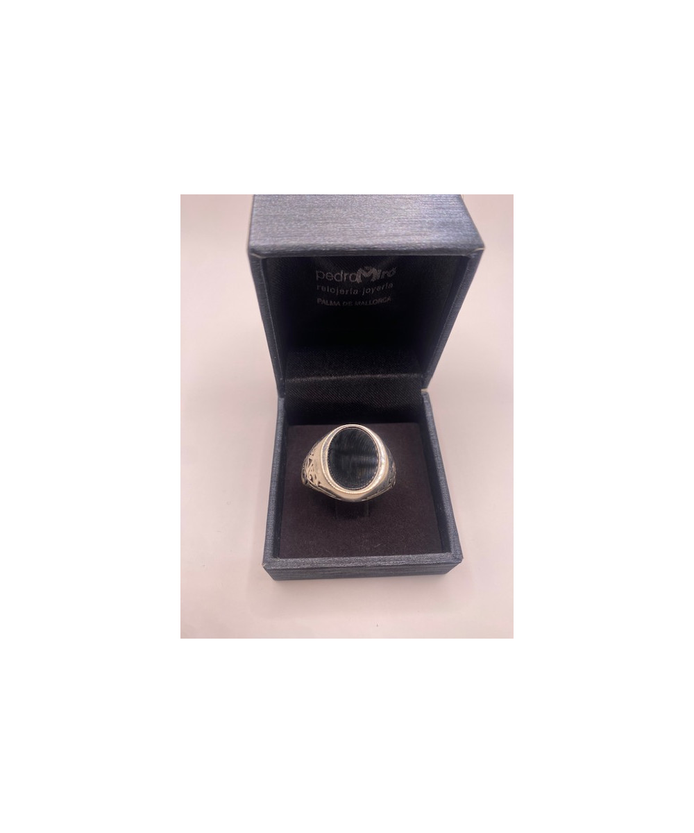 Sello de PLATA DE LEY de 925 m/m con piedra negra.