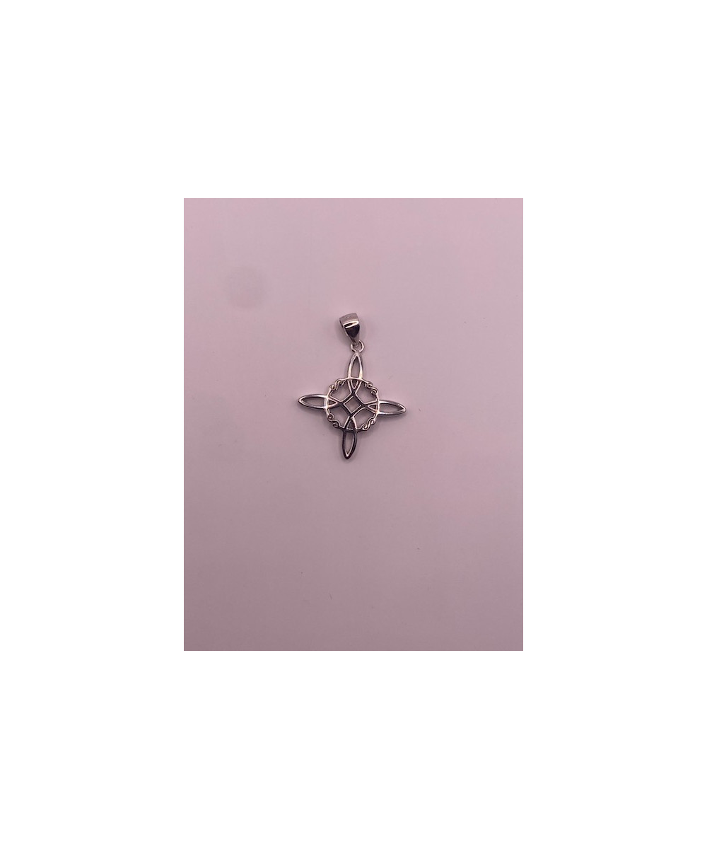 Colgante de plata de ley de 925 m/m, con forma de cruz.