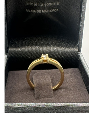 Anillo de ORO de  18 kts,...